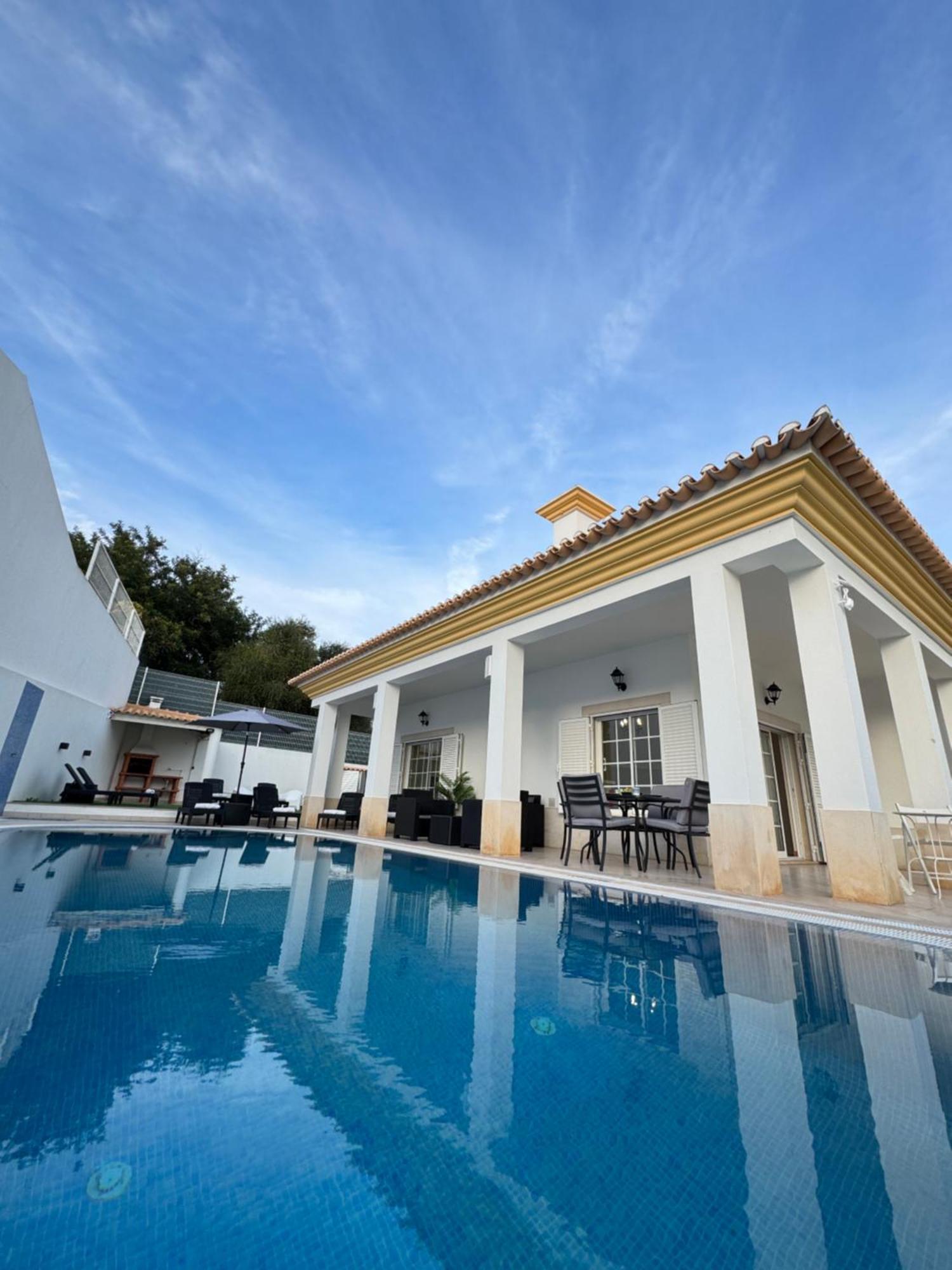 Villa Bonita Guesthouse Albufeira Old Town Exterior foto